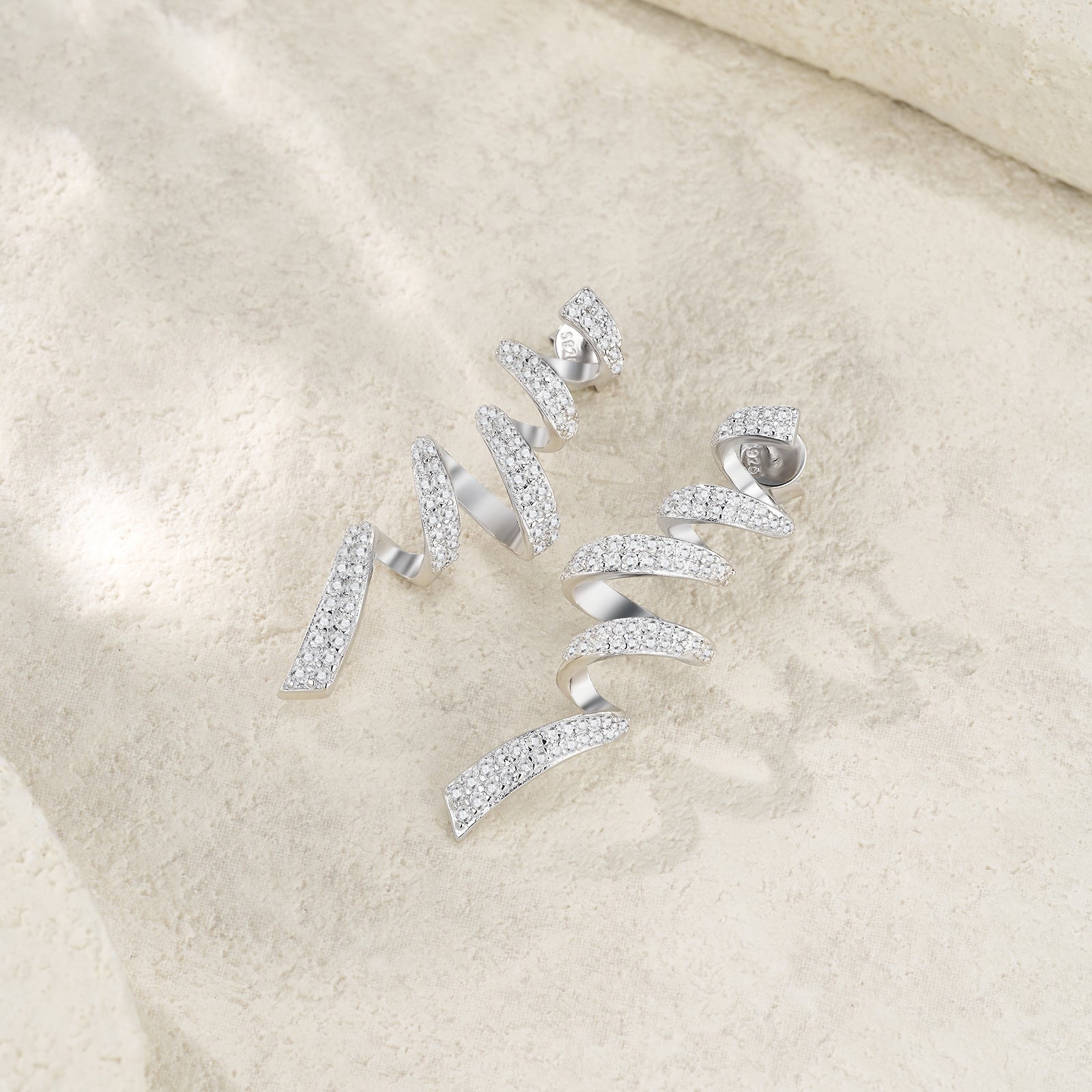 עגילים Aveline