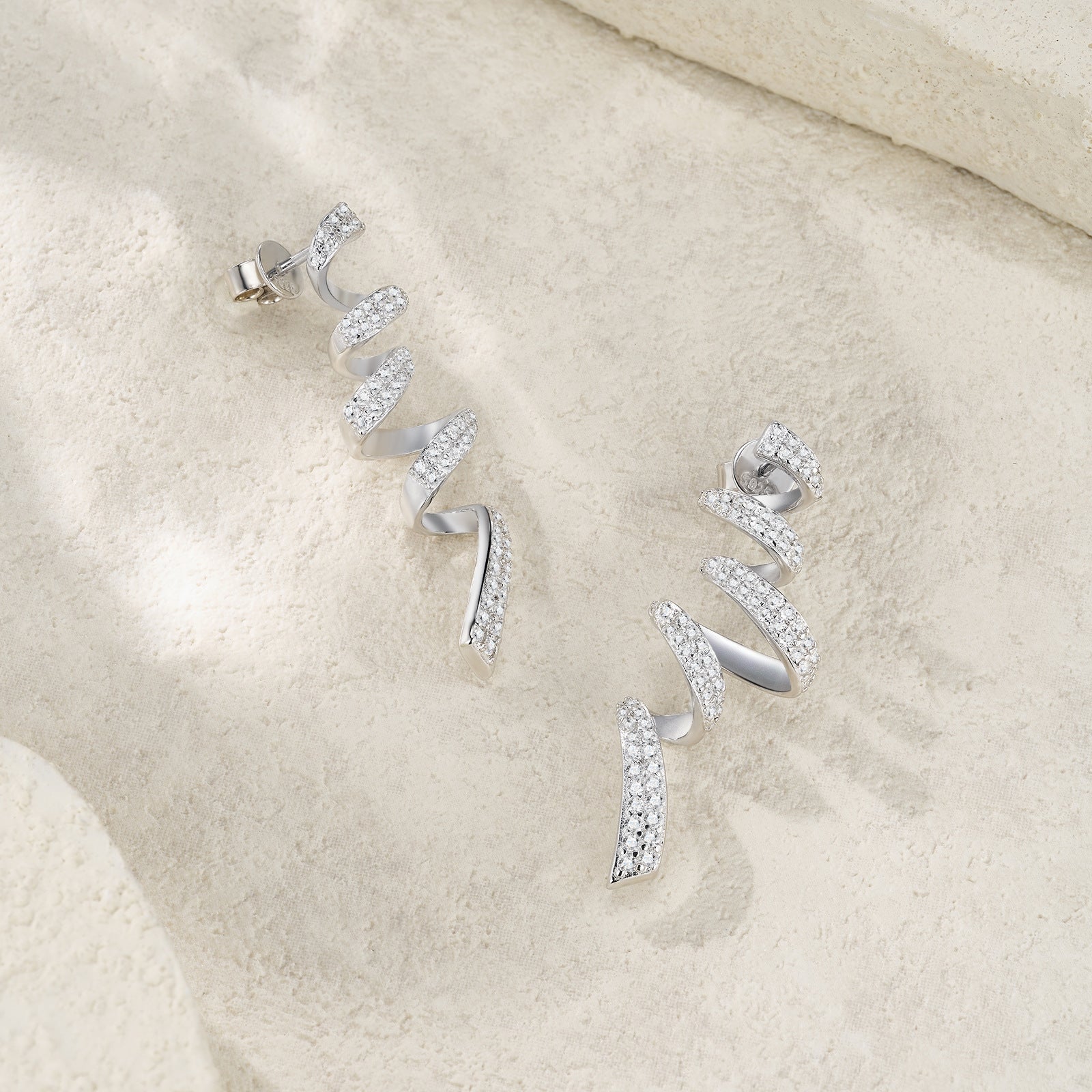 עגילים Aveline